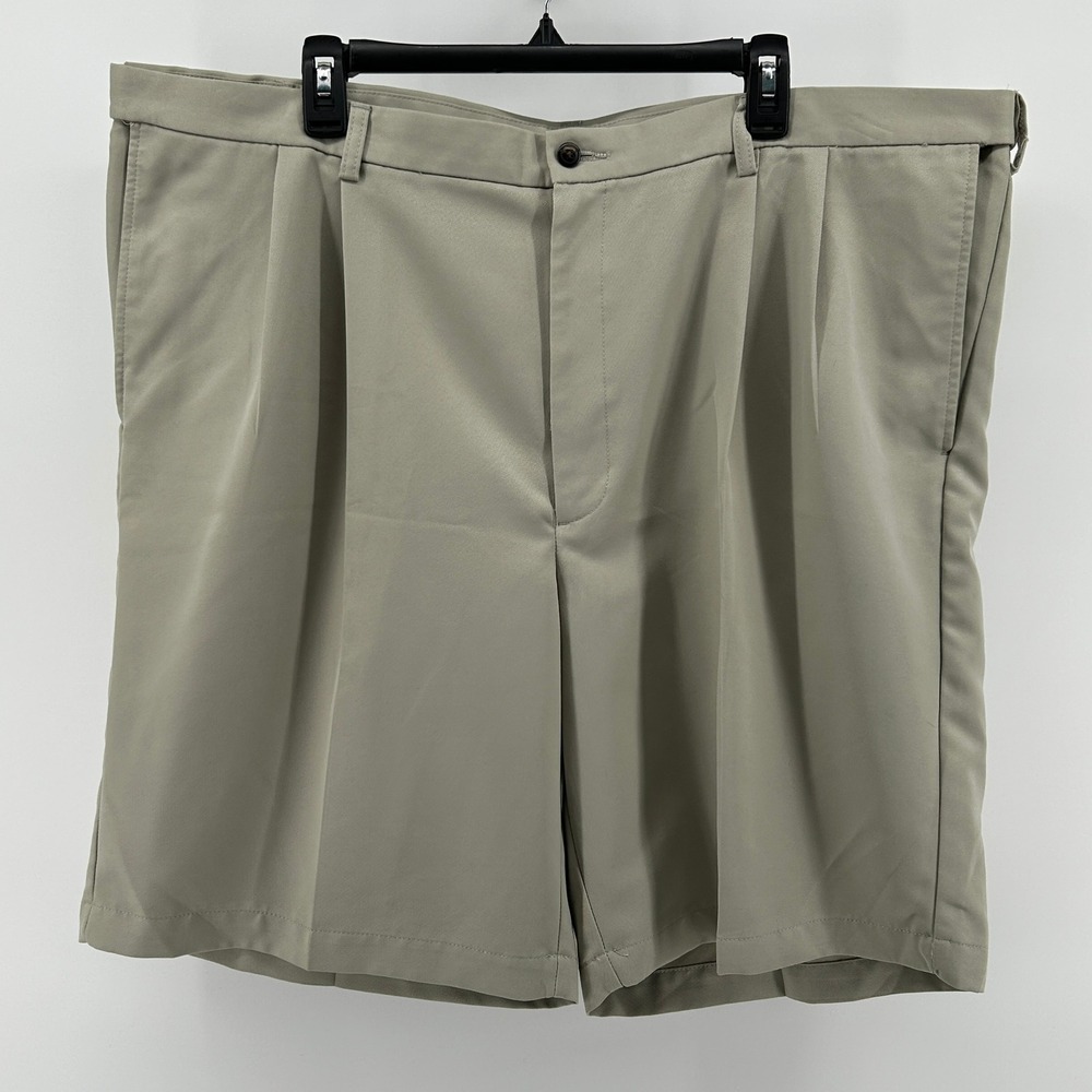 Haggar Pleated Front Shorts Khaki Tan Mens 44 Casual Dress Golf Preppy CT30IV